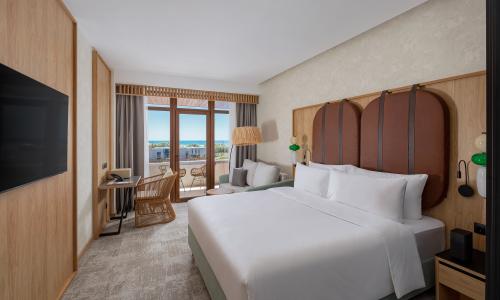 Miracleon Fюnf Luxury Resort SPA Anapa Витязево, Анапа - Фото 50. Делюкс 2-местный (вид на море)