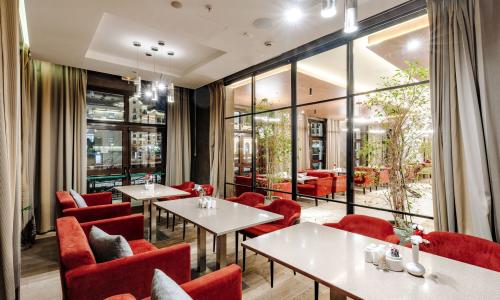 Отель Эрбелия от Васта (ex. Mercure Rosa Khutor) Роза Хутор, Сочи - Фото 22. Ресторан