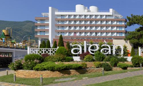 «ALEAN FAMILY BIARRITZ» / «Алеан Фэмили Биарриц» отель Геленджик - Фото 1