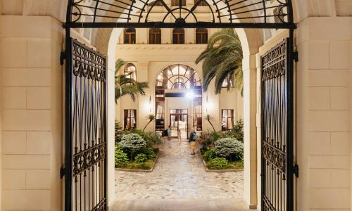 Amra Park-hotel SPA Гагра - Фото 40. Территория