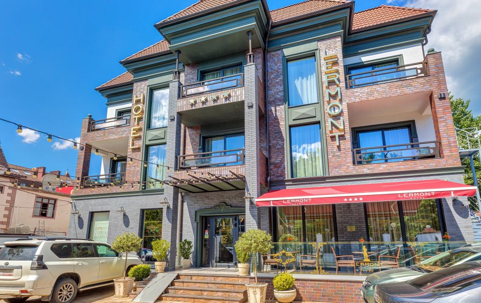 LERMONT HOTEL Геленджик - Фото 1. Внешний вид