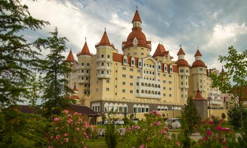 Отель Богатырь Адлер, Сочи - Фото 5. Фасад
