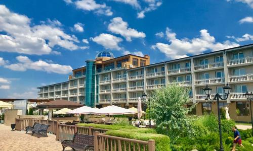 Отель Ribera Resort & SPA Евпатория - Фото 1. Вид на корпус
