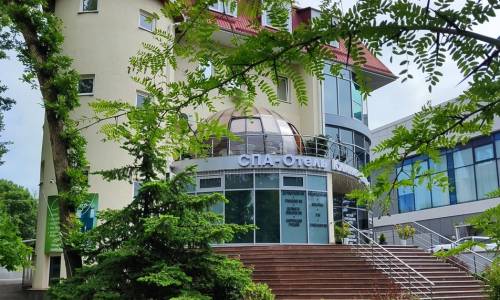 Отель Комильфо