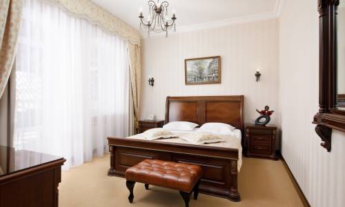 Отель Бристоль