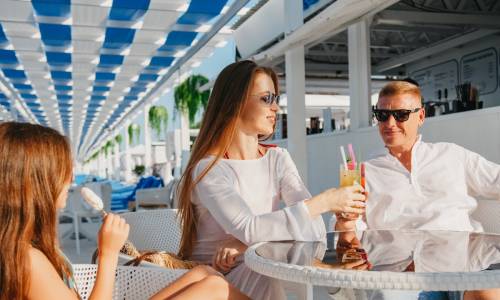 Отель Бридж Фэмили (Bridge Family)