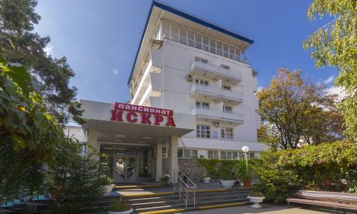 Пансионат Искра