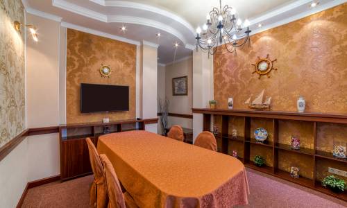 Отель Бристоль