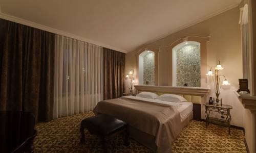 Отель Бристоль