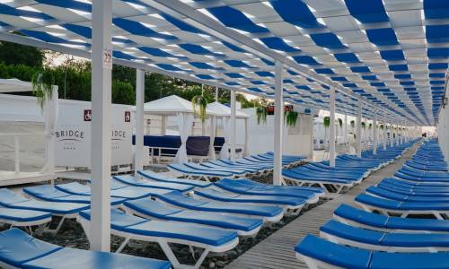 Отель Бридж Фэмили (Bridge Family)