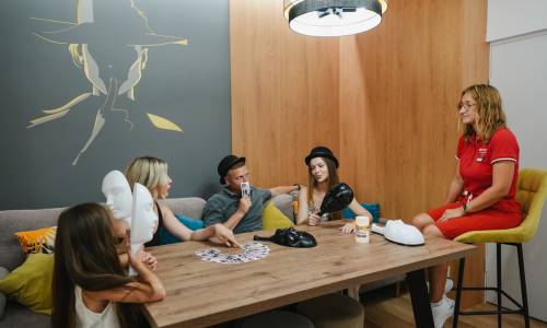 Отель Бридж Фэмили (Bridge Family)