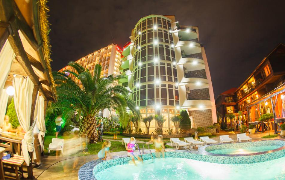 Отель Грейс Арли (Grace Arli)