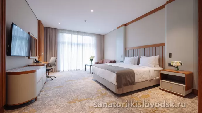 Санаторий Источник Кисловодск. 2 местный 2 комнатный Люкс (84 м²)