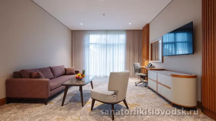 Санаторий Источник Кисловодск. 2 местный 2 комнатный Люкс (84 м²)